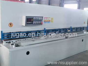 Steel Plates Cutting Machine 