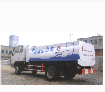 live fish transport truck