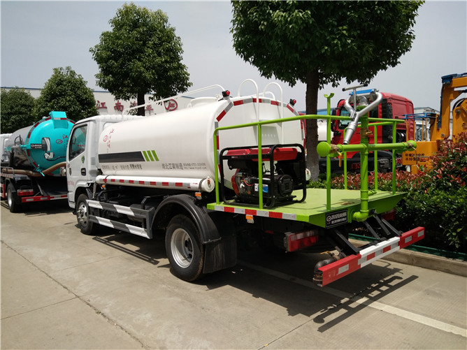 Water Tank Truck