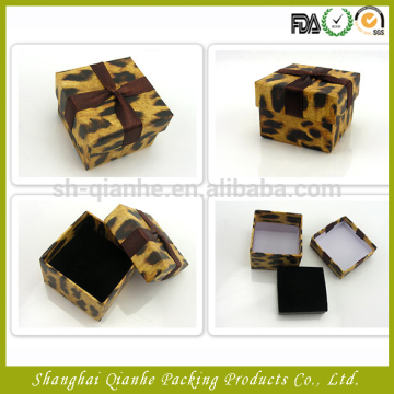 Simple Ring Paper Boxes