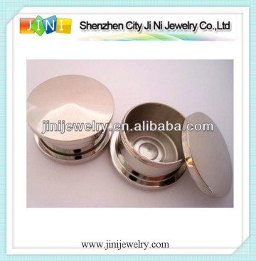 steel stash plug