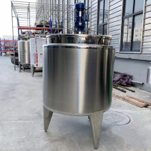 Stainless Steel Milk Processing Equipment: Silo Pasteurizers, Mixing, and Blending Tanks