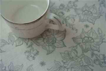 Flower Printed Cotton Table Runner