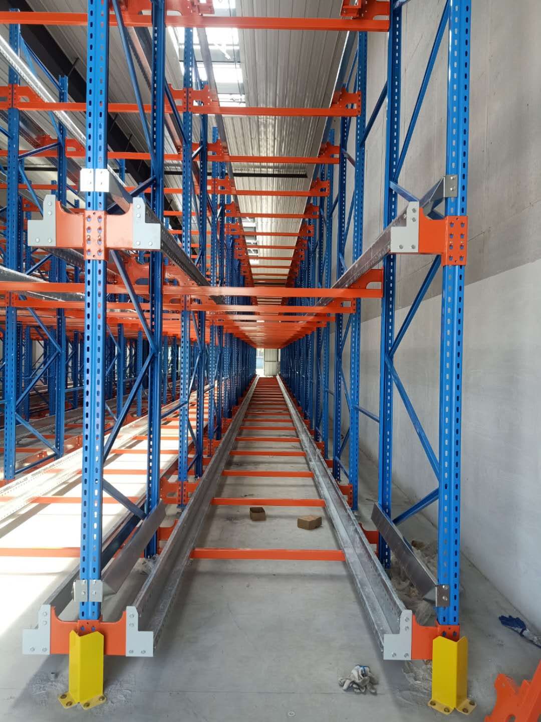 shuttle racking 