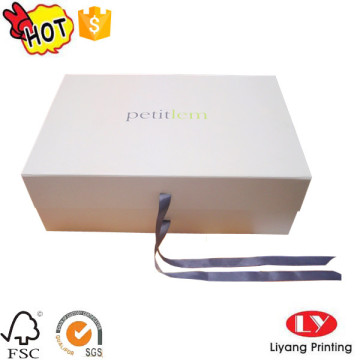 Folding Gift Clothes Packaging Box With Ribbon