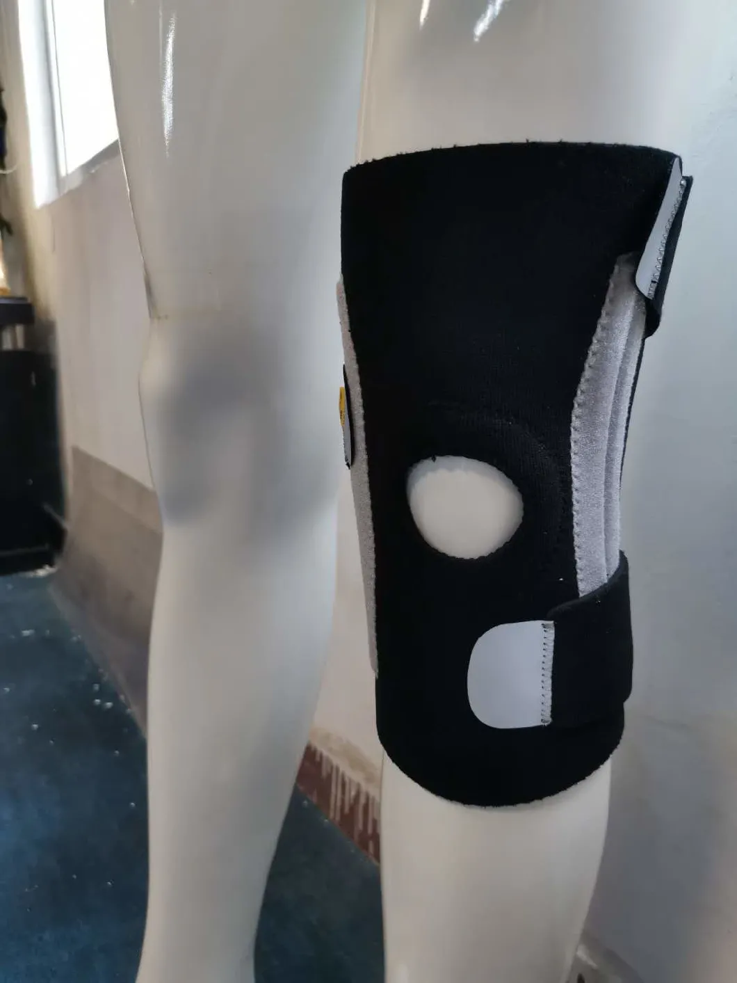 Wholesale Joint Support Non-Slip Knee Pads Powerful Rebound Spring Force Powerlift Knee Support Brace Sleeves