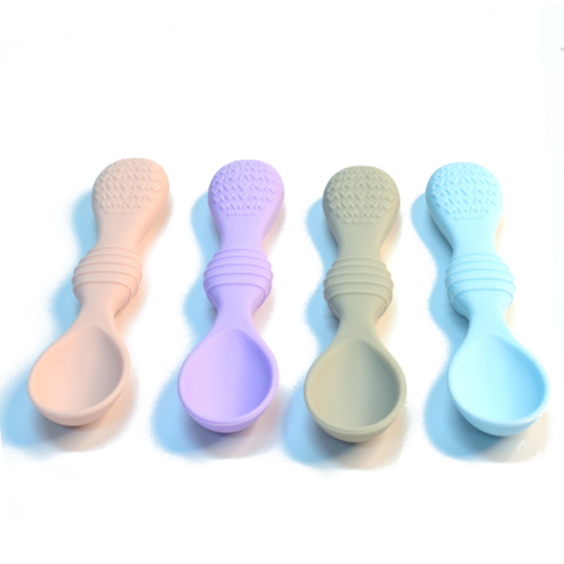 4 colors baby training eating sets silicone baby bowl spoon