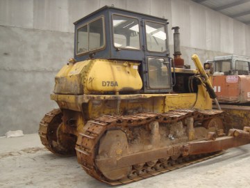 used komatsu bulldozer D75A