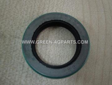 381721R91 Case-IH cornheader chain drive gathering oil seal