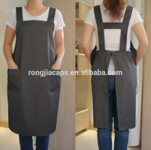 Polyester chefs apron with pockets