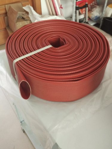 أحمر اللون مزدوجة طلاء PVC خرطوم