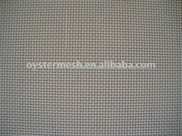 Polyester linear screen