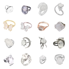 Hot Selling Women's Silver Crystal Heart-Shaped Finger Ring with Natural Wrapped Raw Crystal Gemstone