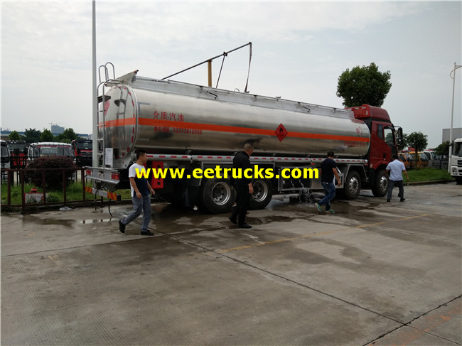 Gasoline Transport Tank Truck