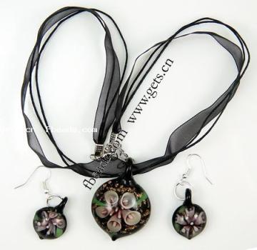 Gets.com 2015 lampwork necklaces and earrings set