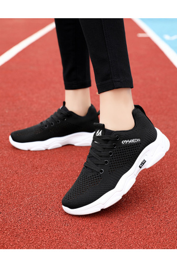 new spring and summer breathable sports shoes