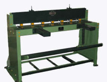 Foot pedal shearing machine