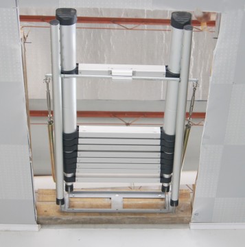 Folding Ladders Feature and Folding section Structure Loft Ladder