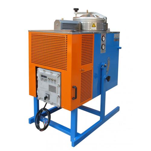 Solvent recovery machine and wall screen