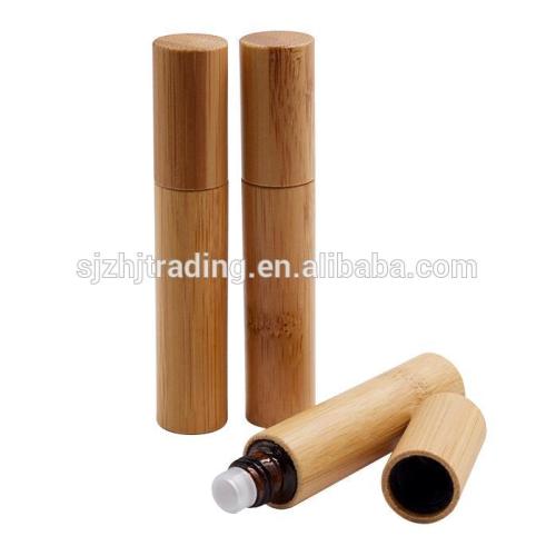 Bouteille cosmétique avec vaporisateur en bambou ou bouchon de pompe