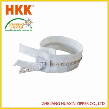 Reasonable price colorful fancy diamond zipper