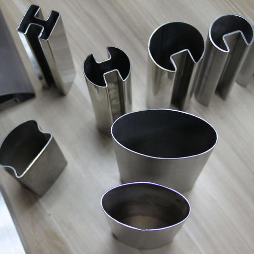 high quality Irregular Shaped pipes 304 stainless steel bizarre tube