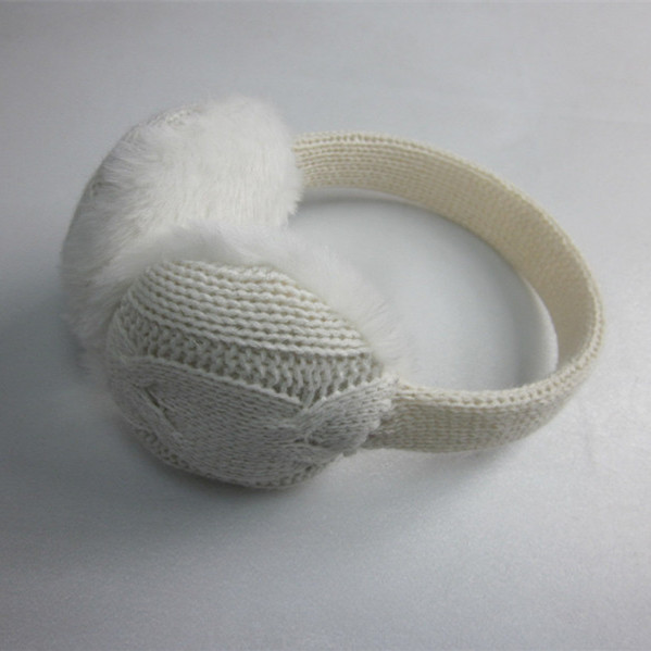 Cable Knitted Ear Muff