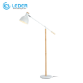 Lampade da terra alte in legno LEDER