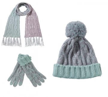 Cable Knitted hat scarf and gloves