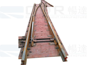 Railroad switch and crossing