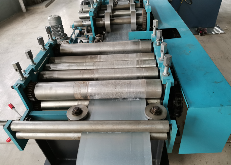 C /Z Purlin Interchangeable Cold Roll Forming Machine