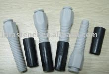 Threaded plastic packer (JD)