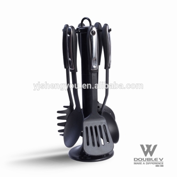 plastic kitchen utensils