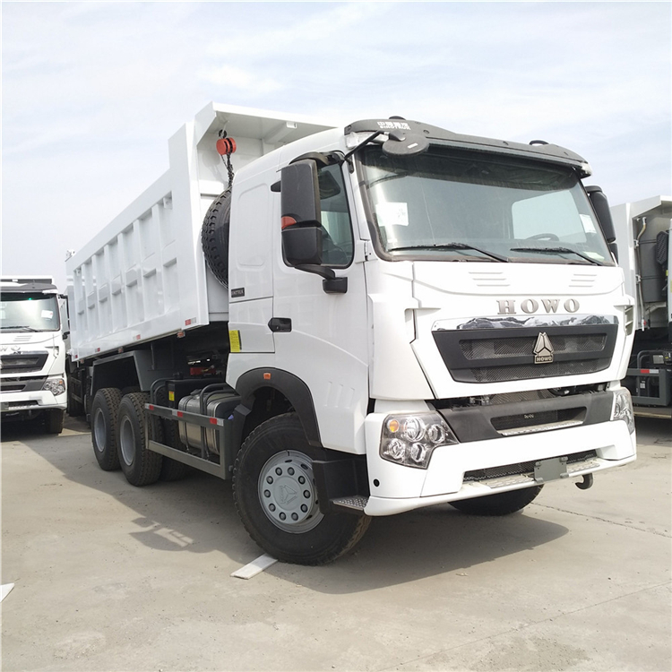 New and safe white color SINOTRUK HOWO tipper truck dump truck