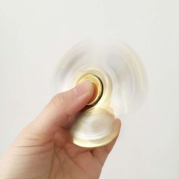 metallic hand spinner