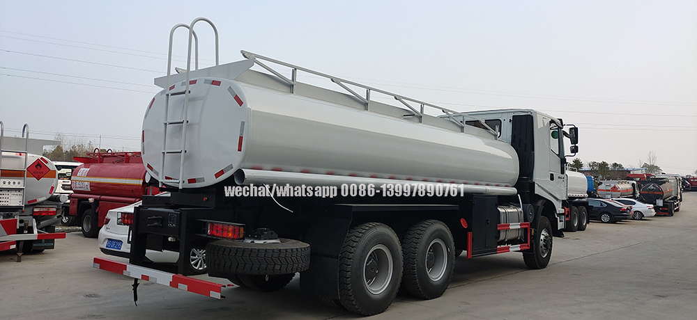 Iveco Oil Tanker Jpg