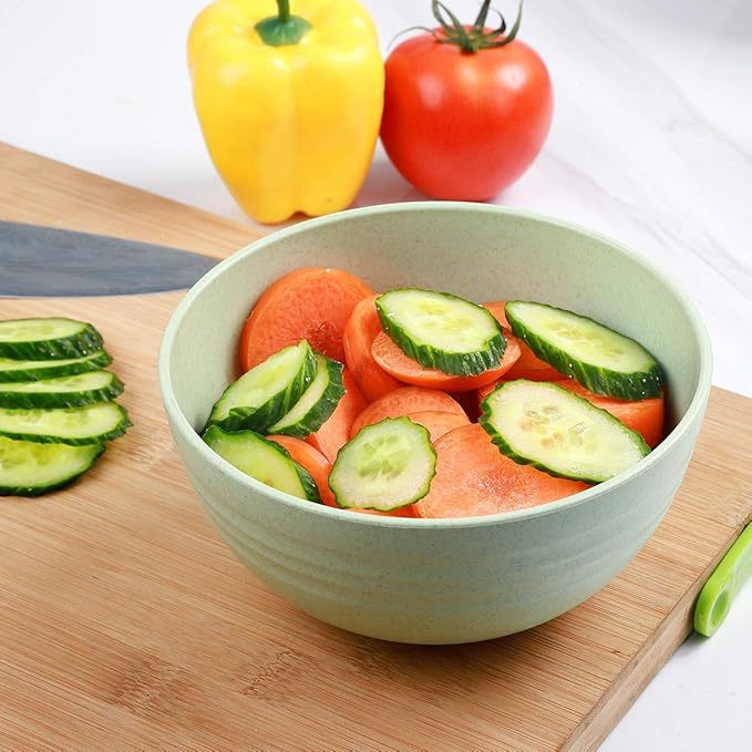 Durable wheat straw fiber bowls for microwave heating