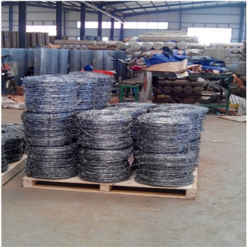 Hot dipped galvanized reverse twist barbed wire factory