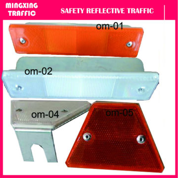guardrail delineator reflector
