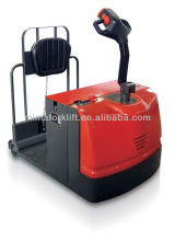 electric towing tractor