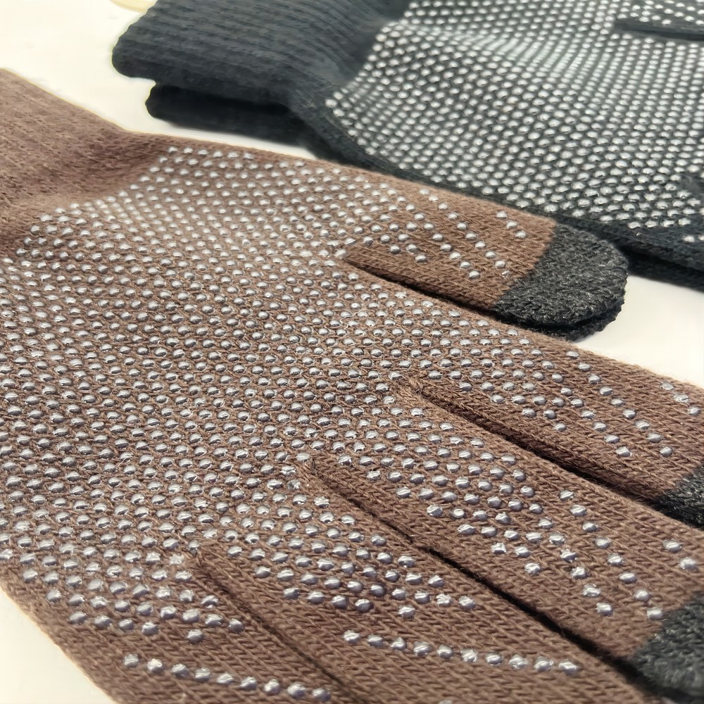 Cf S 0004 Knitted Gloves 2