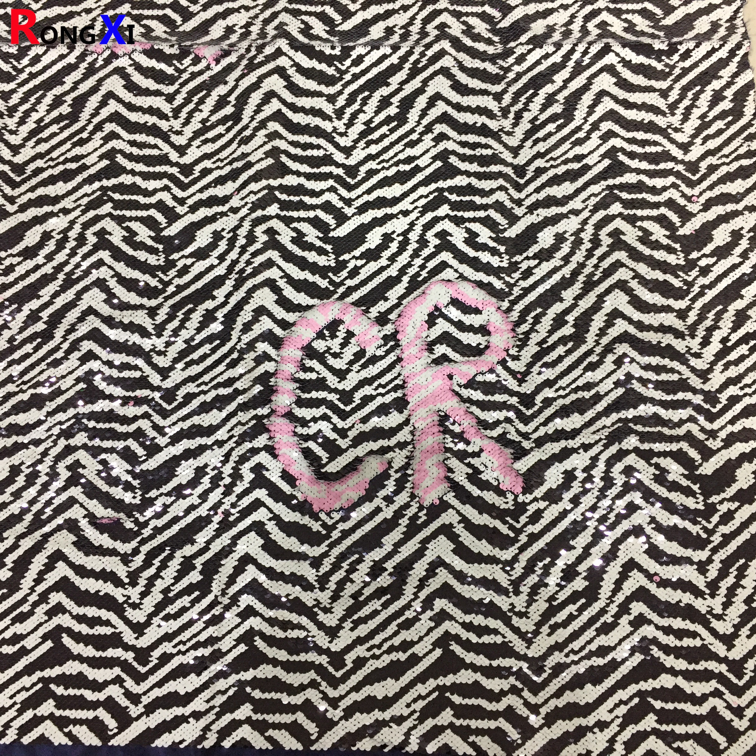 RXF0886  5mm reversible Black and White Sequin Fabric