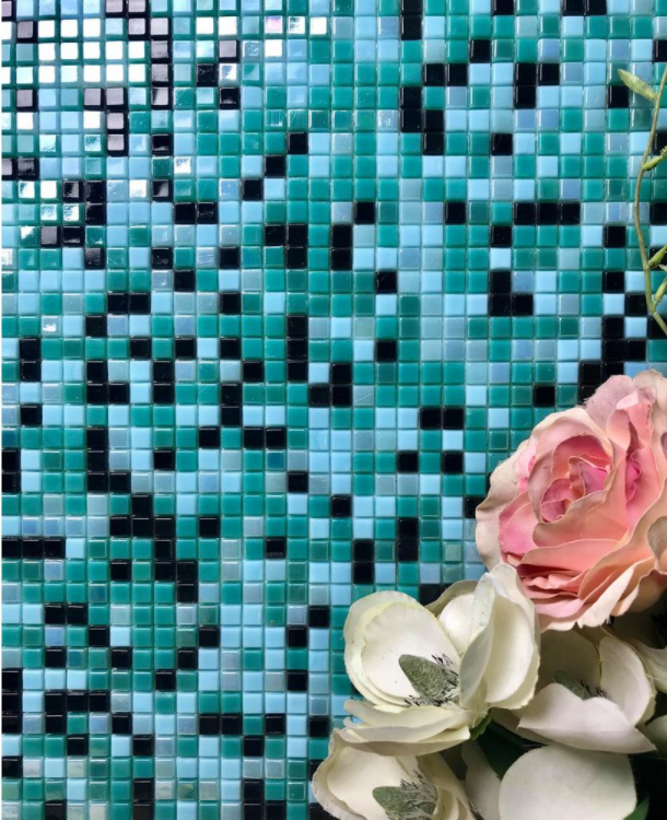 Green glass mosaic tiles kitchen bathroom