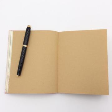 Cahier en papier avec graphique mignon