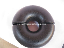 Short radius pipe elbows