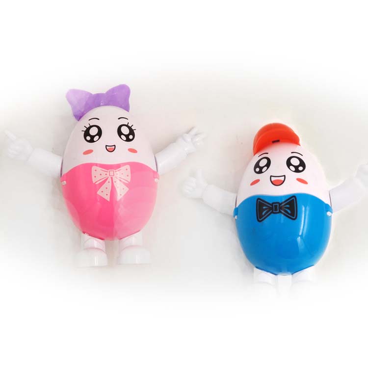 Play and eat egg plastic surprise with jelly bean