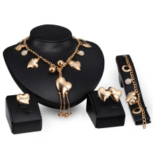 Conjunto de joyería de pulseras de collar de encanto de corazón de oro (C-XSST0061)