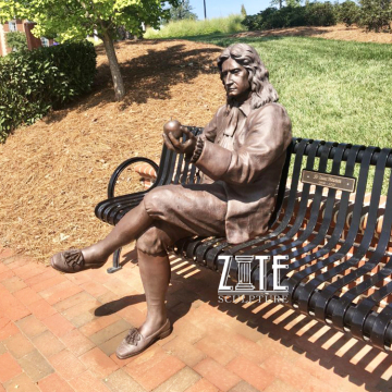 Famous Scientist Statue Bronze Newton Sitting On Bench Sculpture