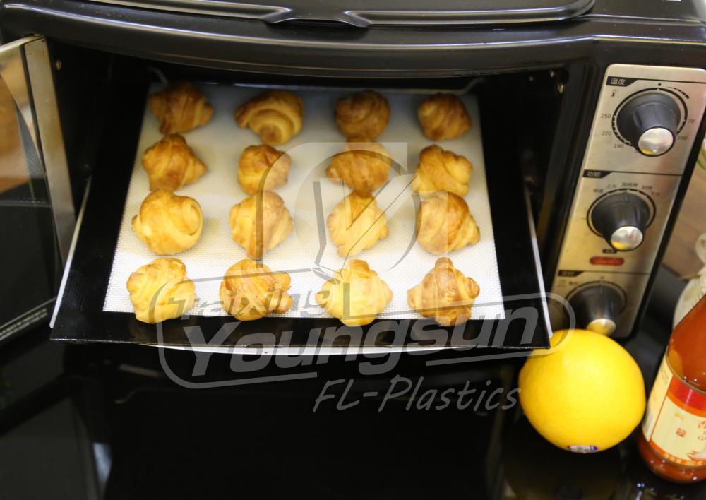 Baking Essensial Silicone Pastry Mat