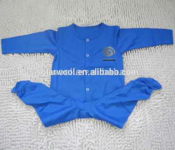 Babies long sleeve knitted wool Romper